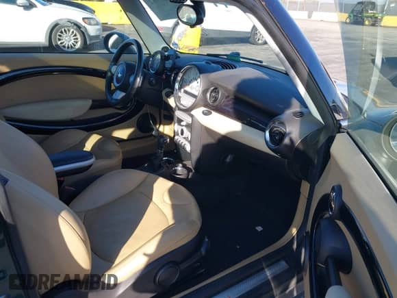 2008 MINI Hardtop S with VIN WMWMF73598TV38705, listed as a IAAI auction lot 43588782 with 55,007 mi miles and . Bid and sale history available at DreamBid. Image 5.