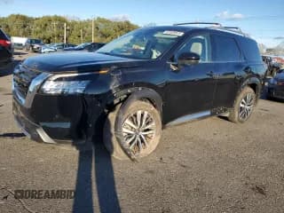 ✅ 2022 Nissan Pathfinder Platinum • VIN: 5N1DR3DK3NC241167 • Lot: 87029925. Wystawiony na Copart z przebiegiem 24 961 mil. Bezpłatny archiwum sprzedaży aukcyjnych z USA i szczegółowy raport historii pojazdu na DreamBid. Zdjęcie 1.