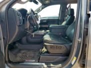 ✅ 2021 Chevrolet Silverado 1500 LTZ • VIN: 3GCUYGETXMG279979 • Lot: 70280345. Wystawiony na Copart z przebiegiem 101 200 mil. Bezpłatny archiwum sprzedaży aukcyjnych z USA i szczegółowy raport historii pojazdu na DreamBid. Zdjęcie 7.