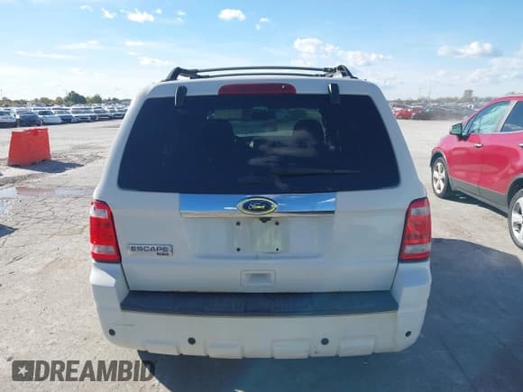 ✅ 2012 Ford Escape Limited • VIN: 1FMCU0E77CKB02522 • Lot: 43597445. Wystawiony na IAAI z przebiegiem 177 057 mil. Bezpłatny archiwum sprzedaży aukcyjnych z USA i szczegółowy raport historii pojazdu na DreamBid. Zdjęcie 17.