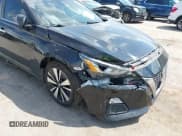 ✅ 2021 Nissan Altima SV • VIN: 1N4BL4DWXMN312069 • Lot: 43258101. Listed on IAAI with 111,107 mi. Free auction sales archive from the USA and detailed vehicle history report at DreamBid. Image 6.