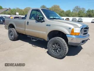 ✅ 2001 Ford F-250 XL • VIN: 1FTNF21L91EC17897 • Lot: 42216133. Wystawiony na IAAI z przebiegiem 220 682 mil. Bezpłatny archiwum sprzedaży aukcyjnych z USA i szczegółowy raport historii pojazdu na DreamBid. Zdjęcie 1.