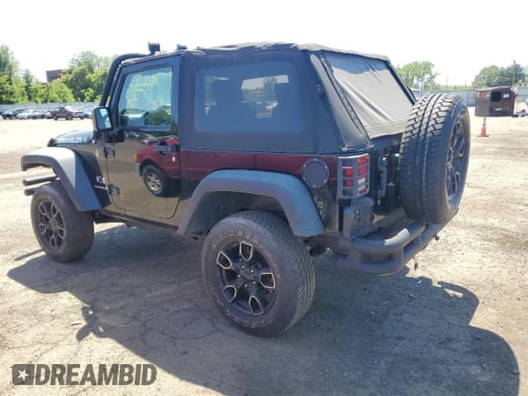 ✅ 2007 Jeep Wrangler X • VIN: 1J4FA24147L125463 • Лот: 57467355. Опубликован ранее на Copart с пробегом 190 196 миль. Бесплатный доступ к архиву аукционных продаж из США и подробный отчёт об истории автомобиля на DreamBid. Изображение 2.