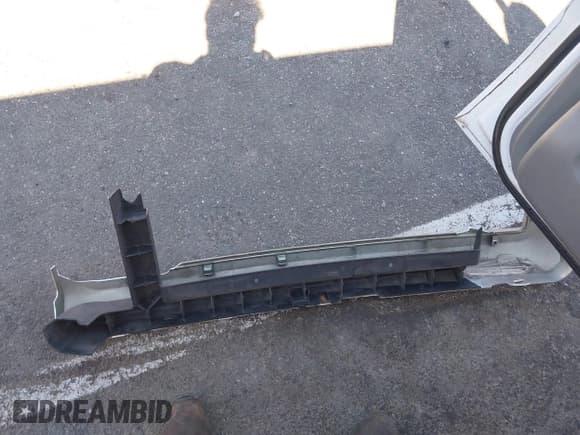 ✅ 2013 Ford Econoline Passenger XL • VIN: 1FBSS3BL0DDB34697 • Lot: 42056699. Listed on IAAI with 180,788 mi. Free auction sales archive from the USA and detailed vehicle history report at DreamBid. Image 11.