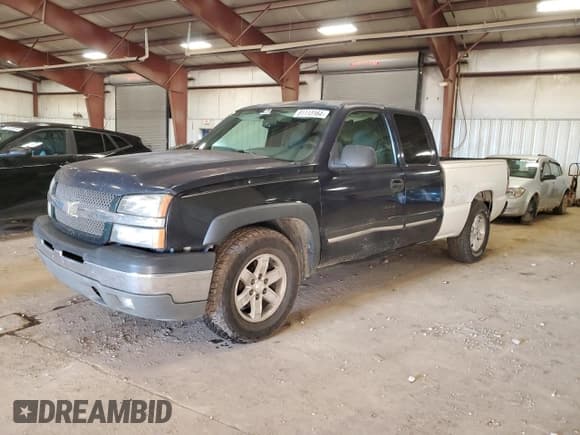 ✅ 2006 Chevrolet Silverado 1500 LS • VIN: 1GCEC19X26Z152918 • Лот: 81113164. Опубликован ранее на Copart с пробегом 199 584 миль. Бесплатный доступ к архиву аукционных продаж из США и подробный отчёт об истории автомобиля на DreamBid. Изображение 1.