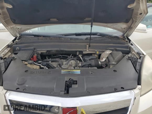 ✅ 2010 Saturn Outlook • VIN: 5GZLRVED0AJ205520 • Lot: 71889594. Wystawiony na Copart z przebiegiem 163 476 mil. Bezpłatny archiwum sprzedaży aukcyjnych z USA i szczegółowy raport historii pojazdu na DreamBid. Zdjęcie 11.