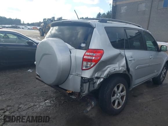 ✅ 2012 Toyota RAV4 Limited • VIN: 2T3DK4DV6CW082888 • Lot: 43829792. Listed on IAAI with 139,709 mi. Free auction sales archive from the USA and detailed vehicle history report at DreamBid. Image 6.