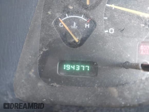 ✅ 2001 Dodge Durango • VIN: 1B4HS28N51F556874 • Лот: 43502572. Опубликован ранее на IAAI с пробегом 194 377 миль. Бесплатный доступ к архиву аукционных продаж из США и подробный отчёт об истории автомобиля на DreamBid. Изображение 7.