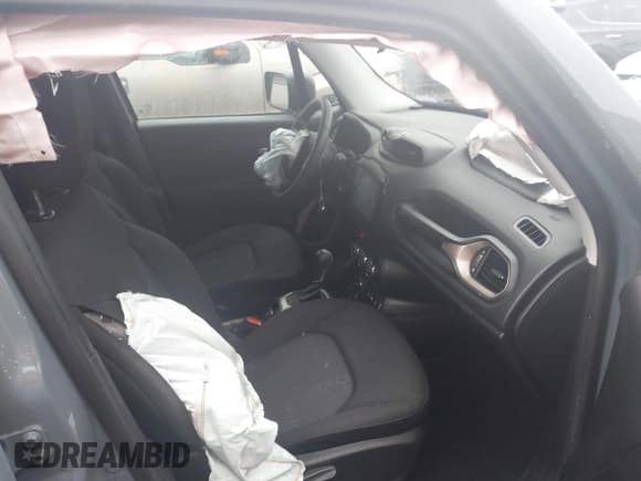 ✅ 2017 Jeep Renegade Sport • VIN: ZACCJBAB7HPF00832 • Lot: 43736099. Wystawiony na IAAI z przebiegiem 188 324 mil. Bezpłatny archiwum sprzedaży aukcyjnych z USA i szczegółowy raport historii pojazdu na DreamBid. Zdjęcie 5.