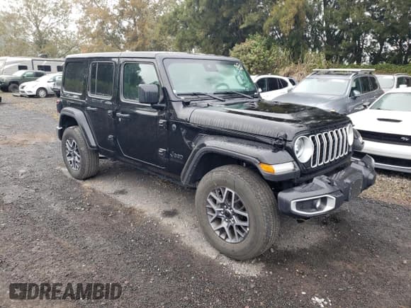 ✅ 2025 Jeep Wrangler Sahara • VIN: 1C4PJXEN9SW500814 • Лот: 93338785. Опубликован ранее на Copart с пробегом 27 491 миль. Бесплатный доступ к архиву аукционных продаж из США и подробный отчёт об истории автомобиля на DreamBid. Изображение 4.