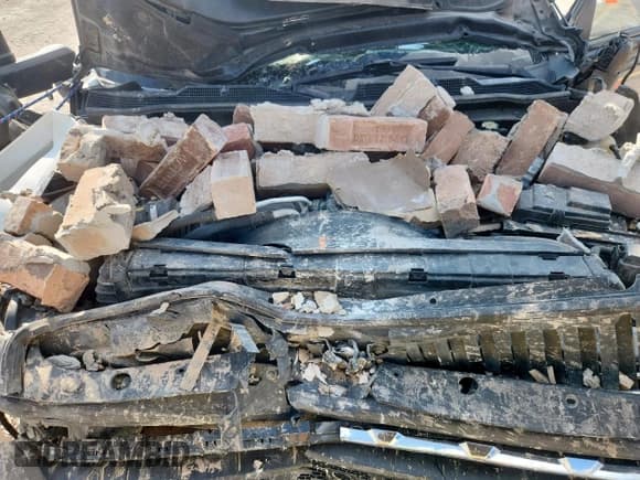 ✅ 2021 Chevrolet Silverado 2500HD LTZ • VIN: 1GC4YPEY0MF153434 • Lot: 81090355. Wystawiony na Copart z przebiegiem 200 219 mil. Bezpłatny archiwum sprzedaży aukcyjnych z USA i szczegółowy raport historii pojazdu na DreamBid. Zdjęcie 11.