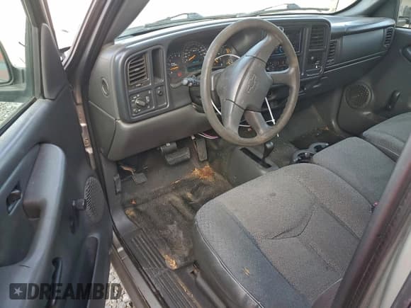 ✅ 2003 Chevrolet Silverado 1500 Work Truck • VIN: 1GCEK14V33Z239988 • Lot: 95162555. Listed on Copart with 213,565 mi. Free auction sales archive from the USA and detailed vehicle history report at DreamBid. Image 8.