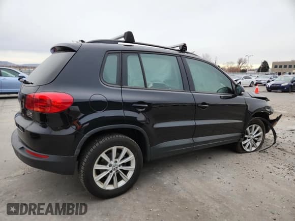 ✅ 2018 Volkswagen Tiguan • VIN: WVGBV7AX7JK002568 • Лот: 93482765. Опубликован ранее на Copart с пробегом 42 546 миль. Бесплатный доступ к архиву аукционных продаж из США и подробный отчёт об истории автомобиля на DreamBid. Изображение 3.
