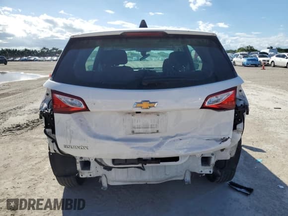 ✅ 2020 Chevrolet Equinox LS • VIN: 3GNAXHEV9LS703359 • Lot: 84446825. Wystawiony na Copart z przebiegiem 70 512 mil. Bezpłatny archiwum sprzedaży aukcyjnych z USA i szczegółowy raport historii pojazdu na DreamBid. Zdjęcie 6.