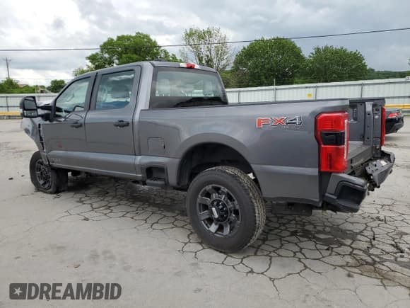 ✅ 2023 Ford F-250 XL • VIN: 1FT8W2BT9PED14487 • Lot: 56484535. Wystawiony na Copart z przebiegiem Nie podano. Bezpłatny archiwum sprzedaży aukcyjnych z USA i szczegółowy raport historii pojazdu na DreamBid. Zdjęcie 2.