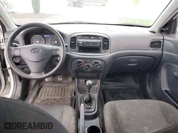 ✅ 2010 Hyundai Accent GS • VIN: KMHCM3AC1AU163662 • Лот: 53574705. Опубликован ранее на Copart с пробегом 115 858 миль. Бесплатный доступ к архиву аукционных продаж из США и подробный отчёт об истории автомобиля на DreamBid. Изображение 8.