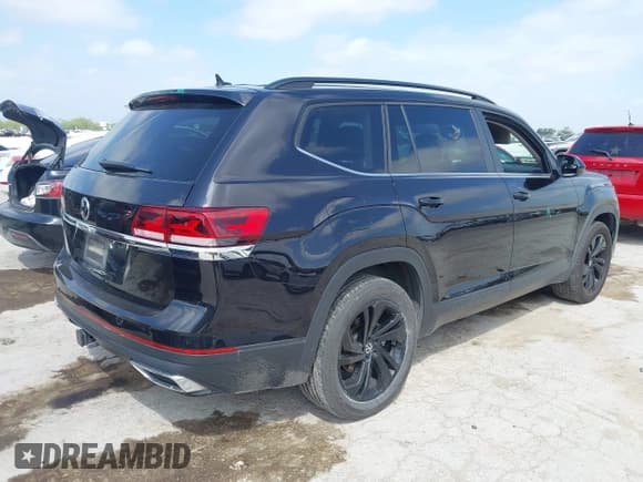 ✅ 2022 Volkswagen Atlas SE • VIN: 1V2WR2CA0NC528514 • Lot: 42403584. Listed on IAAI with 60,778 mi. Free auction sales archive from the USA and detailed vehicle history report at DreamBid. Image 4.