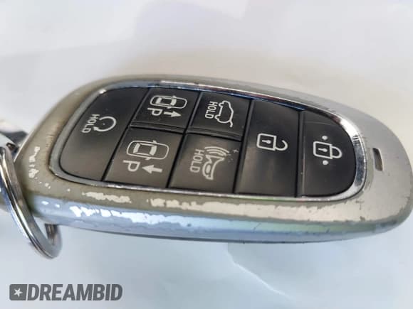 ✅ 2022 Hyundai Santa Fe Limited • VIN: KM8S7DA2XNU030873 • Lot: 43365312. Wystawiony na IAAI z przebiegiem 55 626 mil. Bezpłatny archiwum sprzedaży aukcyjnych z USA i szczegółowy raport historii pojazdu na DreamBid. Zdjęcie 11.