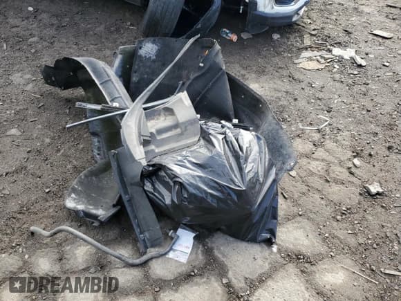 ✅ 2015 GMC Canyon 2WD SLE • VIN: 1GTH5BE32F1221248 • Лот: 91173275. Опубликован ранее на Copart с пробегом 31 190 миль. Бесплатный доступ к архиву аукционных продаж из США и подробный отчёт об истории автомобиля на DreamBid. Изображение 12.