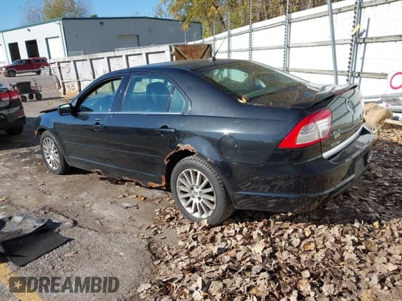 ✅ 2009 Mercury Milan Premier • VIN: 3MEHM08199R611208 • Лот: 43559783. Опубликован ранее на IAAI с пробегом 238 349 миль. Бесплатный доступ к архиву аукционных продаж из США и подробный отчёт об истории автомобиля на DreamBid. Изображение 3.