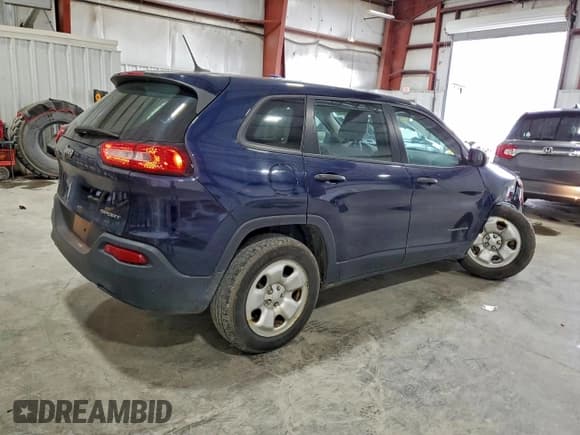 ✅ 2015 Jeep Cherokee Sport • VIN: 1C4PJMAB7FW583966 • Lot: 93612725. Wystawiony na Copart z przebiegiem 135 318 mil. Bezpłatny archiwum sprzedaży aukcyjnych z USA i szczegółowy raport historii pojazdu na DreamBid. Zdjęcie 3.