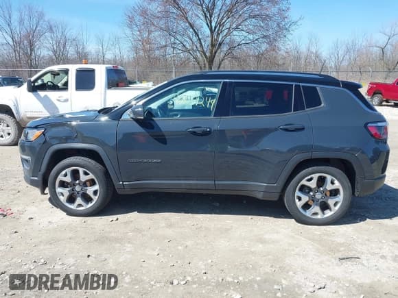 ✅ 2018 Jeep Compass Limited • VIN: 3C4NJDCB1JT175370 • Лот: 42039244. Опубликован ранее на IAAI с пробегом 99 556 миль. Бесплатный доступ к архиву аукционных продаж из США и подробный отчёт об истории автомобиля на DreamBid. Изображение 14.
