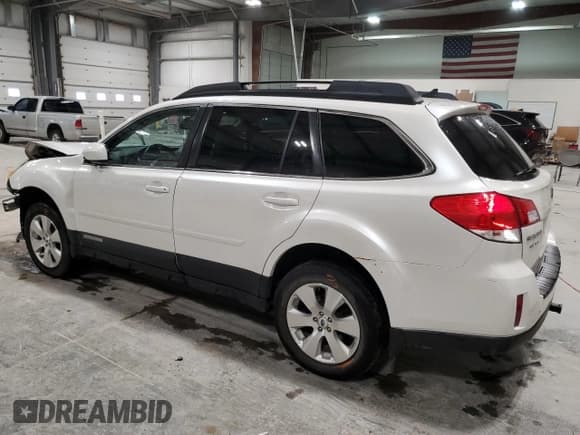 ✅ 2012 Subaru Outback Limited • VIN: 4S4BREKC0C2247168 • Лот: 82296995. Опубликован ранее на Copart с пробегом 176 068 миль. Бесплатный доступ к архиву аукционных продаж из США и подробный отчёт об истории автомобиля на DreamBid. Изображение 2.