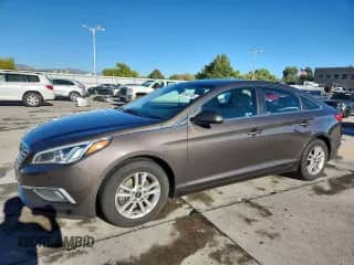 ✅ 2016 Hyundai Sonata 2.4L • VIN: 5NPE24AF7GH371552 • Lot: 84923165. Wystawiony na Copart z przebiegiem 127 767 mil mil. Skorzystaj z bezpłatnego archiwum sprzedaży aukcyjnych z USA i zobacz szczegółowy raport historii pojazdu na DreamBid. Zdjęcie 1.