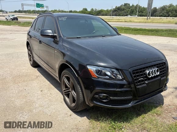 ✅ 2012 Audi Q5 Prestige • VIN: WA1WKAFP5CA116575 • Lot: 42304563. Listed on IAAI with 147,014 mi. Free auction sales archive from the USA and detailed vehicle history report at DreamBid. Image 1.