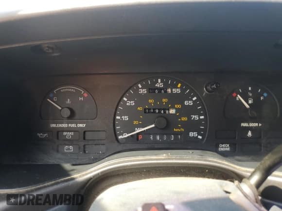 ✅ 1993 Ford Taurus • VIN: 1FACP52U9PA294854 • Lot: 51241535. Wystawiony na Copart z przebiegiem 81 948 mil. Bezpłatny archiwum sprzedaży aukcyjnych z USA i szczegółowy raport historii pojazdu na DreamBid. Zdjęcie 9.