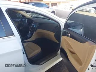 ✅ 2014 Hyundai Sonata SE • VIN: 5NPEC4AC3EH942549 • Лот: 43627208. Опубликован ранее на IAAI с пробегом 98 093 миль. Бесплатный доступ к архиву аукционных продаж из США и подробный отчёт об истории автомобиля на DreamBid. Изображение 5.