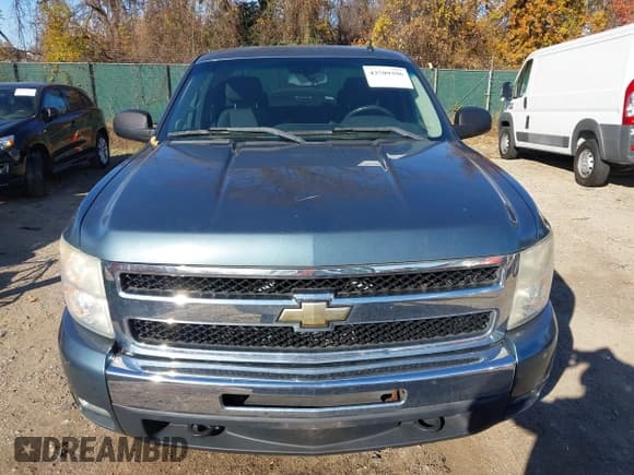 ✅ 2011 Chevrolet Silverado 1500 LT • VIN: 1GCRKSE32BZ385723 • Lot: 43709396. Wystawiony na IAAI z przebiegiem 115 008 mil. Bezpłatny archiwum sprzedaży aukcyjnych z USA i szczegółowy raport historii pojazdu na DreamBid. Zdjęcie 12.