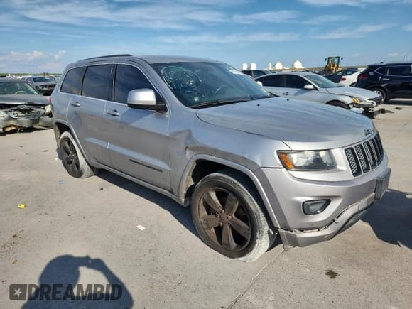 ✅ 2015 Jeep Grand Cherokee Laredo • VIN: 1C4RJEAG9FC815754 • Лот: 84786305. Опубликован ранее на Copart с пробегом 150 364 миль. Бесплатный доступ к архиву аукционных продаж из США и подробный отчёт об истории автомобиля на DreamBid. Изображение 4.