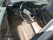 ✅ 1986 BMW 5 Series • VIN: WBADK7300G9652328 • Lot: 63927215. Wystawiony na Copart z przebiegiem 169 552 mil. Bezpłatny archiwum sprzedaży aukcyjnych z USA i szczegółowy raport historii pojazdu na DreamBid. Zdjęcie 8.