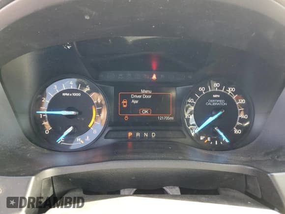 ✅ 2017 Ford Police Interceptor Utility • VIN: 1FM5K8AR3HGE15162 • Lot: 61036185. Wystawiony na Copart z przebiegiem 121 705 mil. Bezpłatny archiwum sprzedaży aukcyjnych z USA i szczegółowy raport historii pojazdu na DreamBid. Zdjęcie 9.