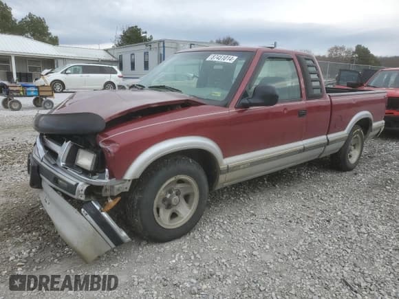 ✅ 1996 Chevrolet S-10 LS • VIN: 1GCCS19W6T8174939 • Лот: 87451014. Опубликован ранее на Copart с пробегом 149 048 миль. Бесплатный доступ к архиву аукционных продаж из США и подробный отчёт об истории автомобиля на DreamBid. Изображение 1.