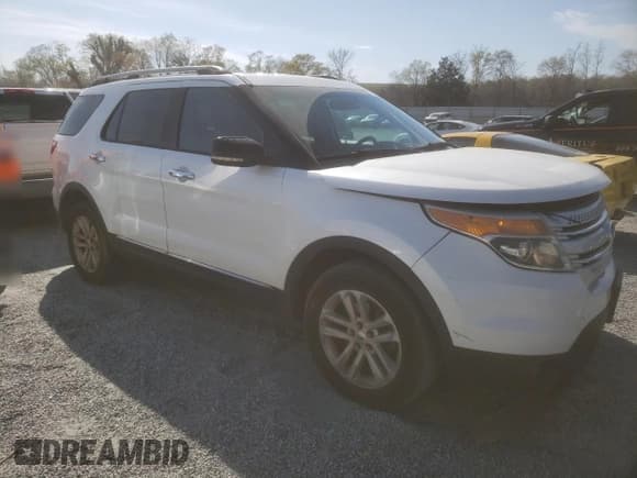 ✅ 2013 Ford Explorer XLT • VIN: 1FM5K8D87DGA26716 • Lot: 51214045. Wystawiony na Copart z przebiegiem 238 248 mil. Bezpłatny archiwum sprzedaży aukcyjnych z USA i szczegółowy raport historii pojazdu na DreamBid. Zdjęcie 4.