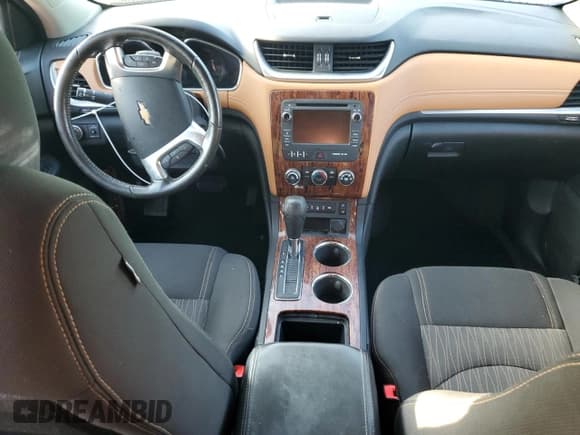 ✅ 2013 Chevrolet Traverse LT • VIN: 1GNKRGKD4DJ104425 • Lot: 73853634. Wystawiony na Copart z przebiegiem Nie podano. Bezpłatny archiwum sprzedaży aukcyjnych z USA i szczegółowy raport historii pojazdu na DreamBid. Zdjęcie 8.