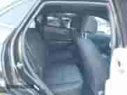 ✅ 2023 Hyundai Kona N Line • VIN: KM8K33A30PU973551 • Lot: 43100970. Wystawiony na IAAI z przebiegiem 22 207 mil mil. Skorzystaj z bezpłatnego archiwum sprzedaży aukcyjnych z USA i zobacz szczegółowy raport historii pojazdu na DreamBid. Zdjęcie 8.