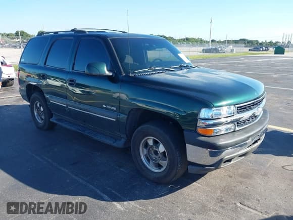 ✅ 2002 Chevrolet Tahoe LS • VIN: 1GNEC13V02R231836 • Lot: 43587799. Listed on IAAI with 159,744 mi. Free auction sales archive from the USA and detailed vehicle history report at DreamBid. Image 1.