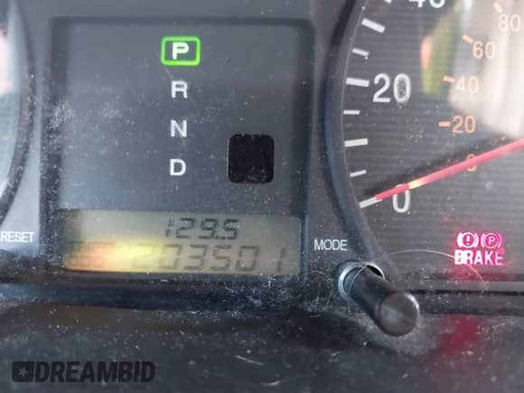 2003 Hyundai Sonata GLS z VIN KMHWF35H03A872584, wystawiony jako IAAI lot #41538079 z przebiegiem 203 501 mil mil oraz . Historia ofert i sprzedaży dostępna na DreamBid. Obrazek 7.