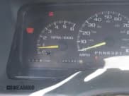 ✅ 1998 Chevrolet Silverado 1500 • VIN: 2GCEC19R3W1206821 • Lot: 43726996. Wystawiony na IAAI z przebiegiem 211 393 mil. Bezpłatny archiwum sprzedaży aukcyjnych z USA i szczegółowy raport historii pojazdu na DreamBid. Zdjęcie 7.