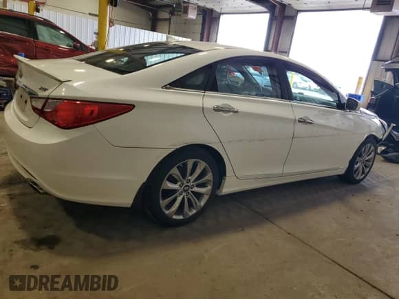 2012 Hyundai Sonata SE with VIN 5NPEC4AB1CH443205, listed as a Copart auction lot 87410755 with 71,465 mi miles and Salvage title. Bid and sale history available at DreamBid. Image 3.
