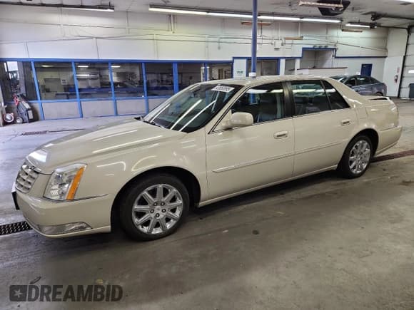 ✅ 2010 Cadillac DTS 1SD • VIN: 1G6KH5EY5AU119883 • Lot: 93850895. Listed on Copart with 75,246 mi. Free auction sales archive from the USA and detailed vehicle history report at DreamBid. Image 1.