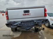 ✅ 2019 GMC Sierra 2500HD Denali • VIN: 1GT12SEY7KF205548 • Lot: 93086225. Wystawiony na Copart z przebiegiem Nie podano. Bezpłatny archiwum sprzedaży aukcyjnych z USA i szczegółowy raport historii pojazdu na DreamBid. Zdjęcie 6.