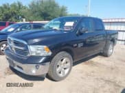 ✅ 2019 Ram 1500 Warlock • VIN: 1C6RR6LT1KS622322 • Lot: 43173994. Wystawiony na IAAI z przebiegiem Nie podano. Bezpłatny archiwum sprzedaży aukcyjnych z USA i szczegółowy raport historii pojazdu na DreamBid. Zdjęcie 2.