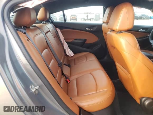 2017 Chevrolet Cruze Premier z VIN 1G1BF5SM4H7234609, wystawiony jako Copart lot #72077702 z przebiegiem 139 650 mil mil oraz . Historia ofert i sprzedaży dostępna na DreamBid. Obrazek 10.