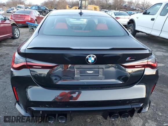 ✅ 2022 BMW M4 Competition • VIN: WBS33AZ05NCJ25782 • Lot: 69860822. Listed on Copart with 1,763 mi. Free auction sales archive from the USA and detailed vehicle history report at DreamBid. Image 6.