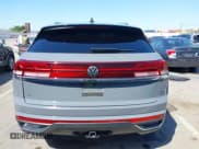 ✅ 2025 Volkswagen Atlas SE • VIN: 1V2JE2CA8SC208052 • Лот: 43152124. Опубликован ранее на IAAI с пробегом 7 837 миль. Бесплатный доступ к архиву аукционных продаж из США и подробный отчёт об истории автомобиля на DreamBid. Изображение 17.