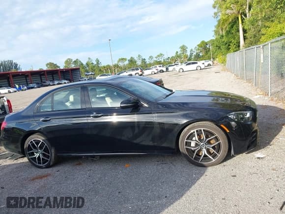 ✅ 2023 Mercedes-Benz E 350 • VIN: W1KZF8DB0PB162313 • Лот: 43617417. Опубликован ранее на IAAI с пробегом 14 279 миль. Бесплатный доступ к архиву аукционных продаж из США и подробный отчёт об истории автомобиля на DreamBid. Изображение 13.